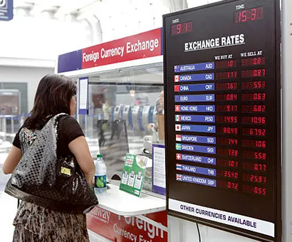 Currency exchange services at Australian airport