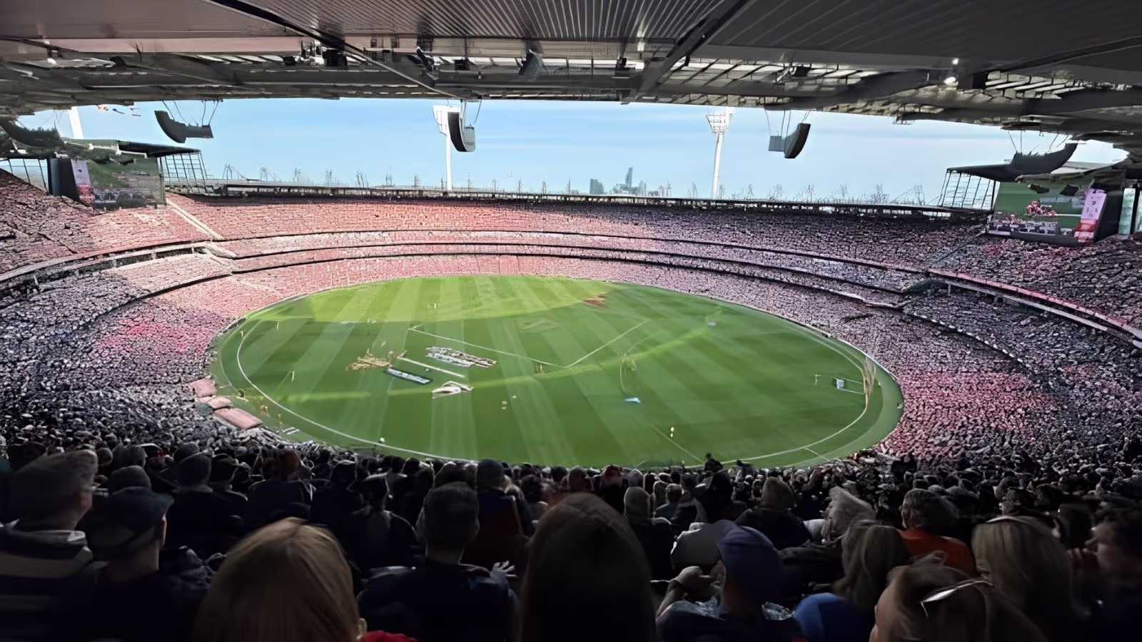 A capacity AFL crowd inside the MCG in Melbourne, the largest stadium in the Southern Hemisphere at 100,024 seats
